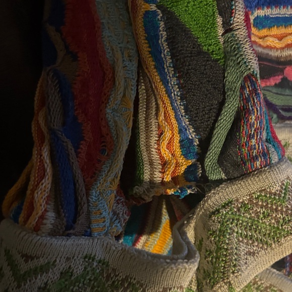 COOGI Multicolor Patterned Sweater - Picture 4 of 9